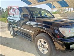 تۆیۆتا لاند کروزەر